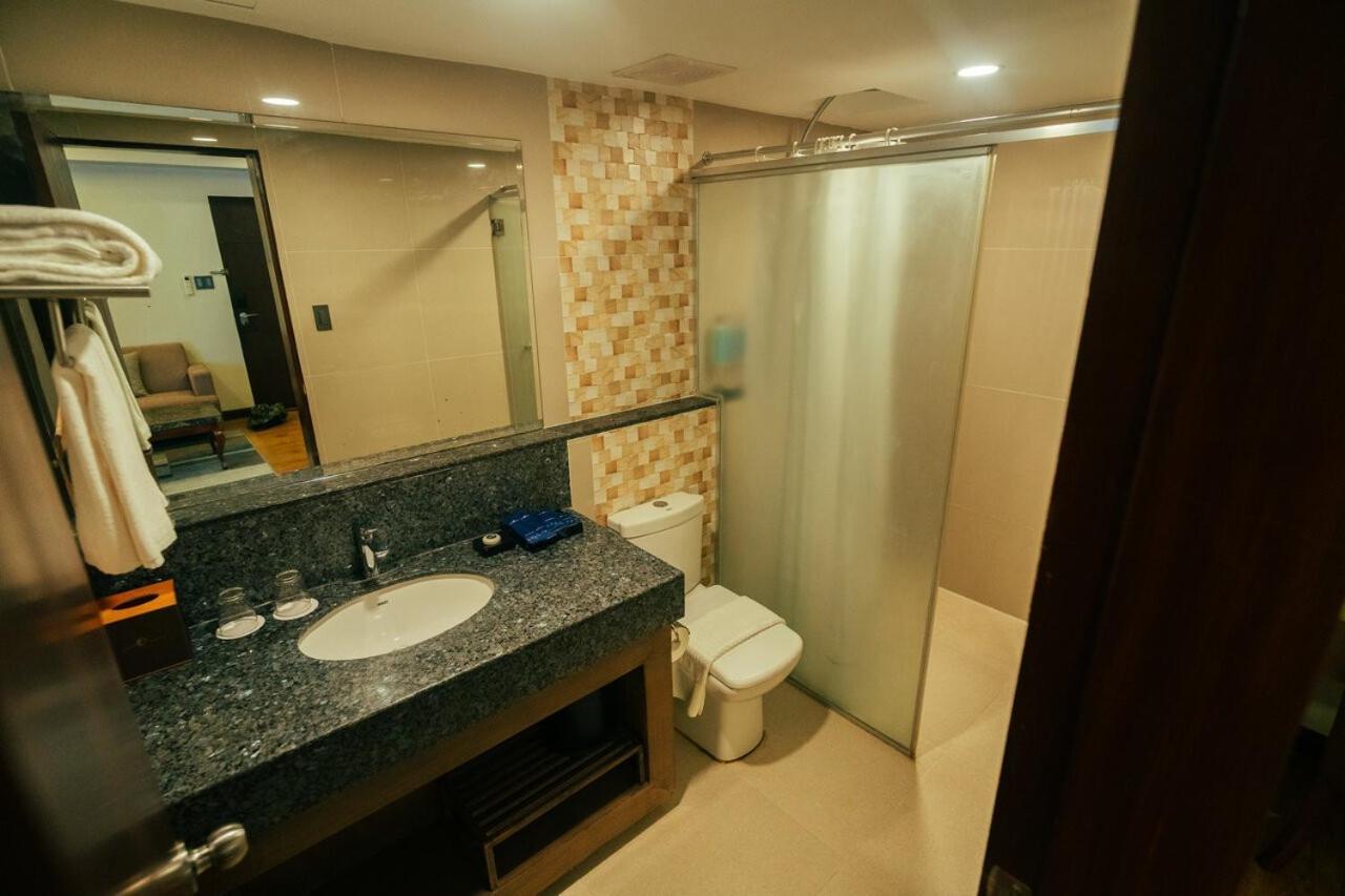 Alona By Jpark Island Resort Panglao Island Exterior photo
